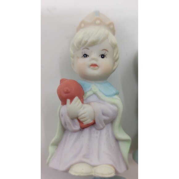 Lot of 9 Russ Berrie Bisque Mini Figurines Vintage Figurine Set Collectible - Picture 6 of 15